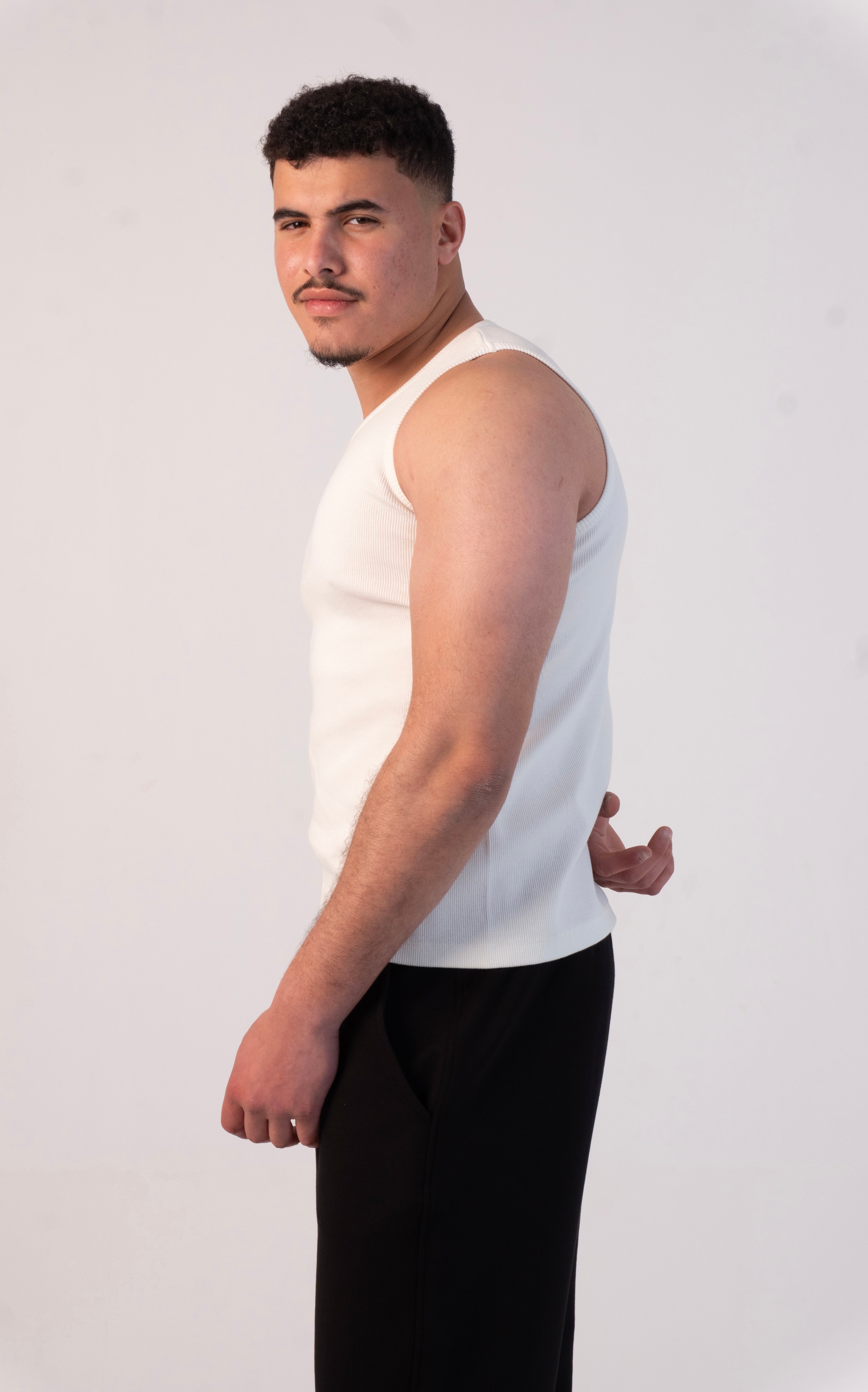 1O1 Essential Cropped Tank – One Size