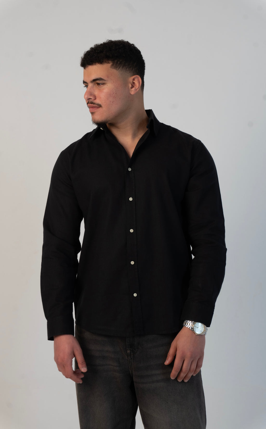 1O1 Essential Shirt - BLACK