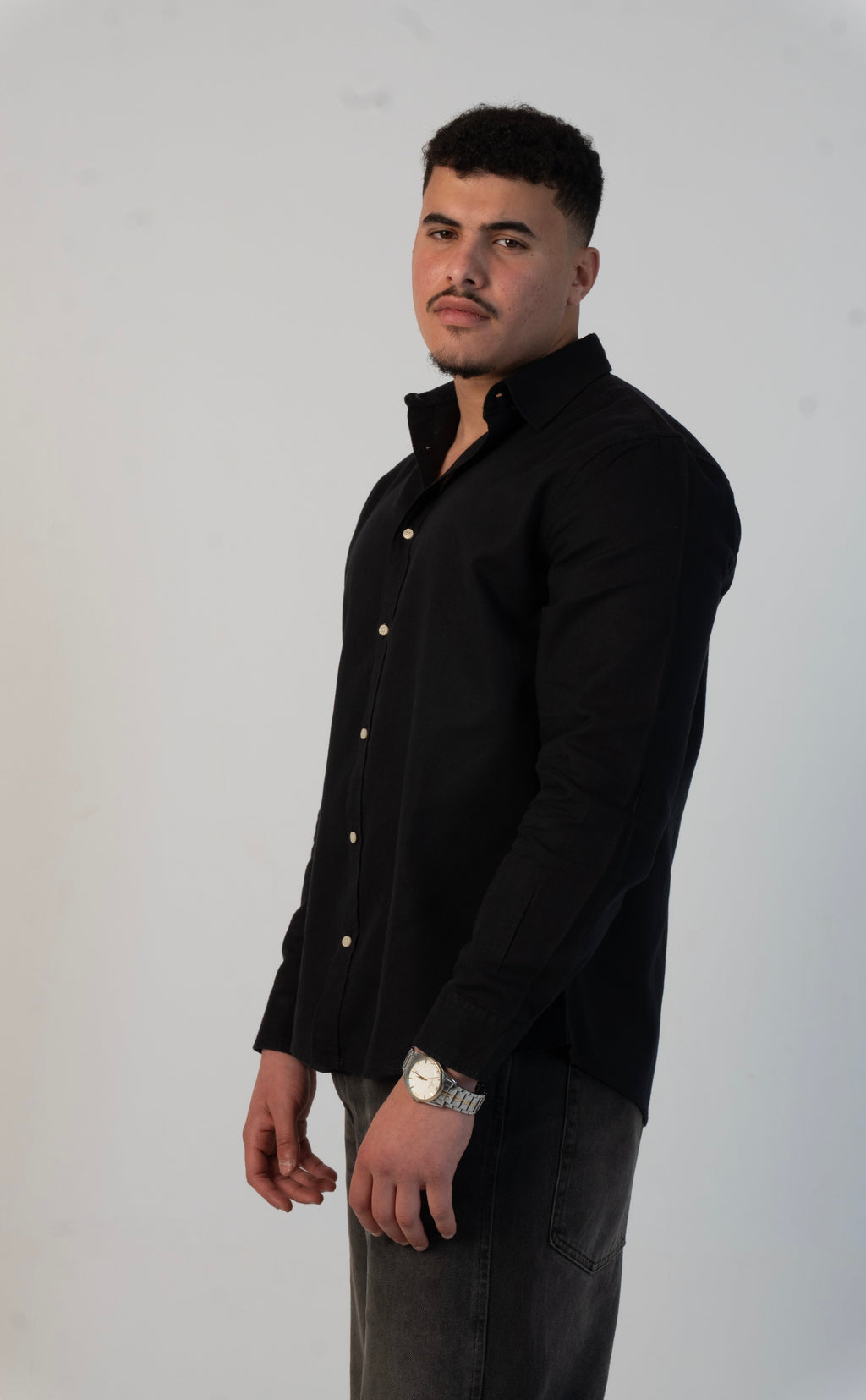 1O1 Essential Shirt - BLACK