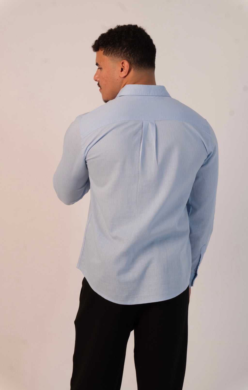 1O1 Essential Shirt - LIGHT BLUE