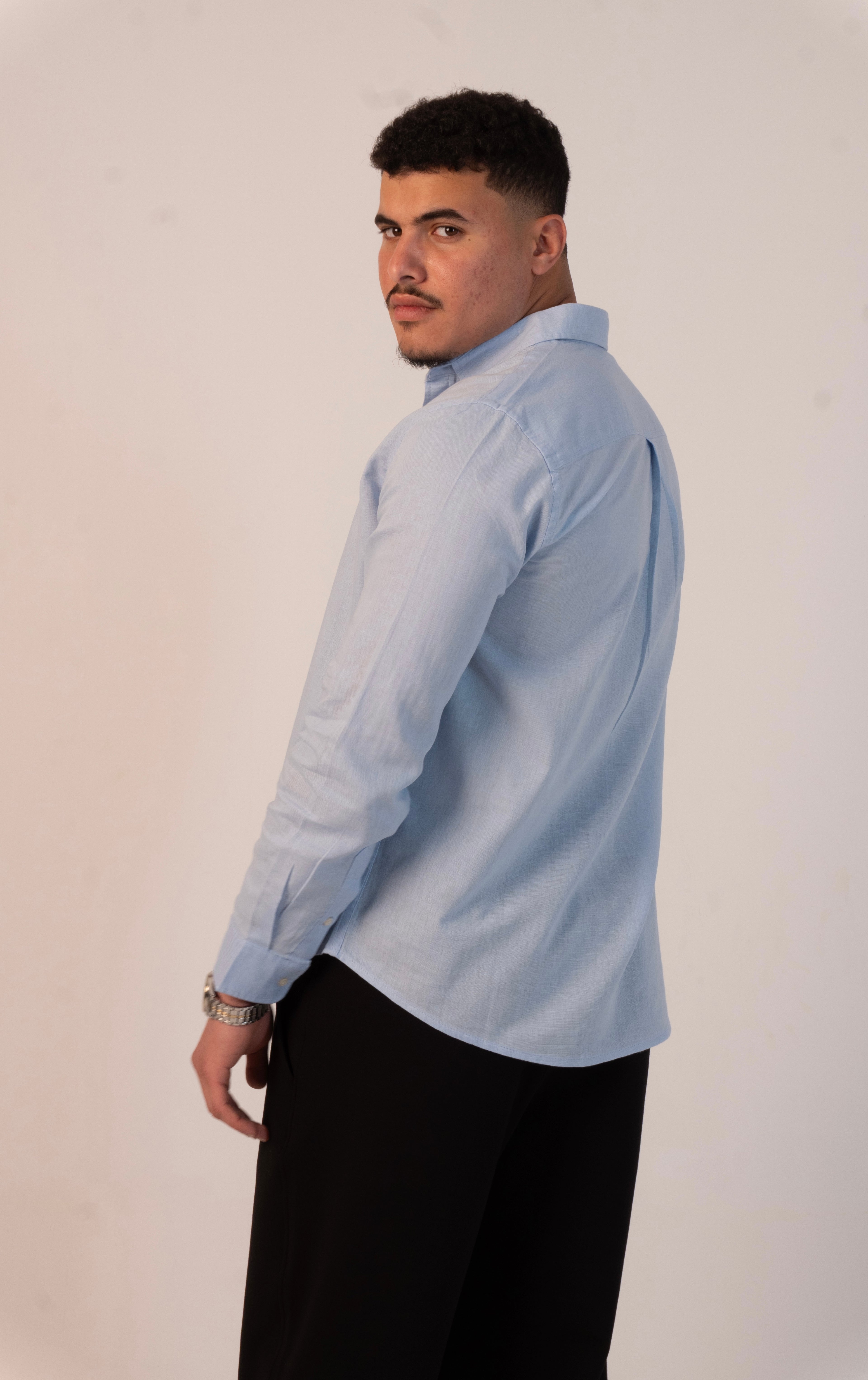 1O1 Essential Shirt - LIGHT BLUE